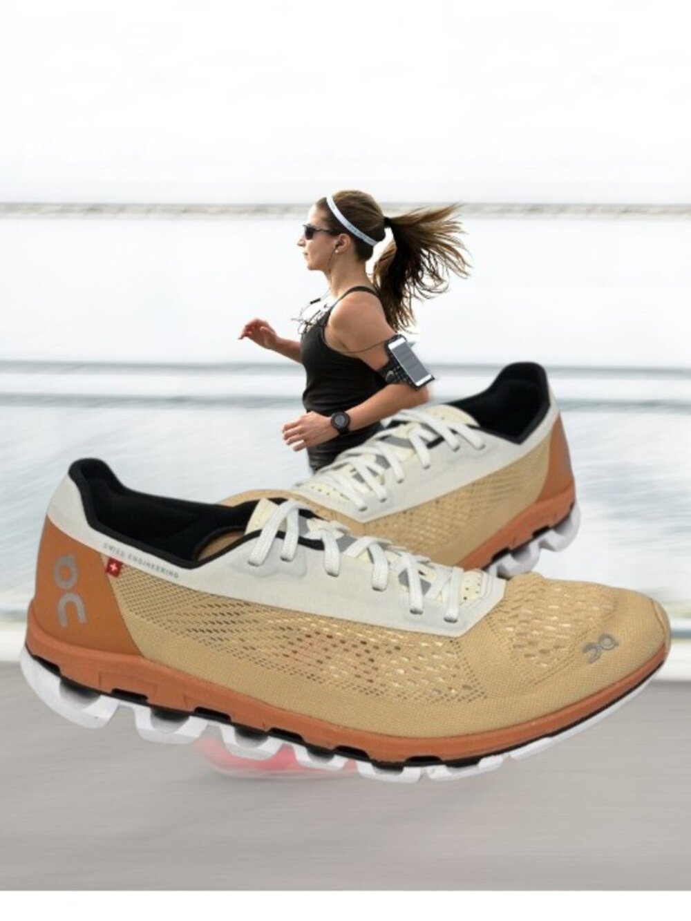 On Cloud Cloudboom Savannah White Women’s Running Shoes Sneakers Size W 9.5